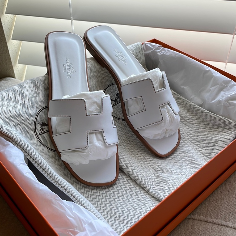 Hermes Oran Sandal in white
